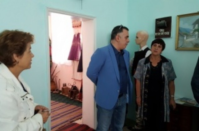 Кметът на Сливен обсъди проблемите на село Ичера