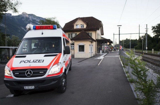 Нападателят от швейцарския влак нямал криминално минало