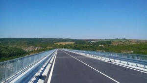 Пуснаха движението по Писанския мост