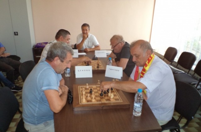 Запасни от Ценово и Гюргево организираха спортен празник