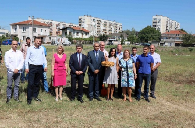 50 000 лева даряват „Мини Марица-изток” за нови спортни площадки в Раднево