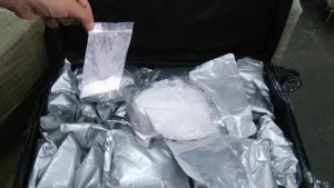 Опит за контрабанда на 30 кила суровина за виагра на