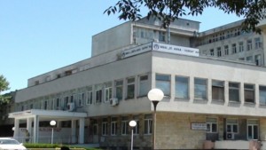 Хирурзи извадиха 3 кг топка коса от стомаха на дете