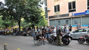 Рокери повторно окупират съдилищата