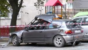 Взривената кола е собственост на 60годишна жена