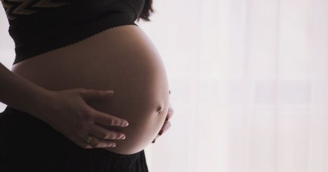 Британското правителство ще поиска в документите на ООН терминът бременна
