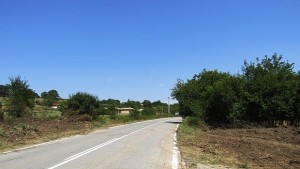300 метра канавка спира наводненията на шосето от Благоево към
