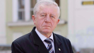 Ген Михов депутат от ПП АБВ представя книгата си Казано