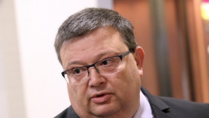 Главният прокурор идва в Пловдив заради опожарените тютюневи складове