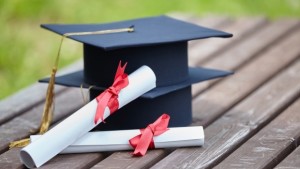 12 университетски специалности стават защитени