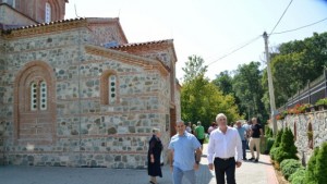 Кметът Мирослав Семов гостува на побратимената македонска община Радовиш