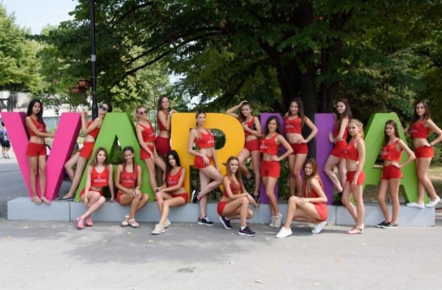 18 красавици в спор за титлата Мис Варна'2016