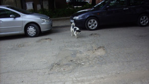 Започна аварийно изкърпване на улици