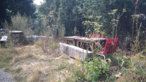 Кладнишкият манастир на път да се превърне в бунище СНИМКИ