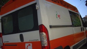 Пиян намушкал с нож мъж който се опитал да го