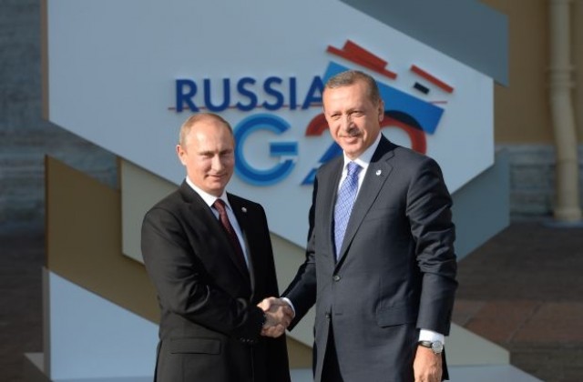 Ердоган и Путин се договориха за повече хуманитарна помощ за Алепо