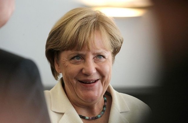 Меркел: Излизането на Великобритания показва нуждата от по-добро общуване в ЕС