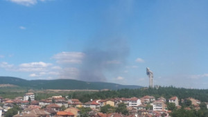 7 противопожарни екипа на ЮИДПСливен участваха в гасенето на пожара