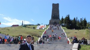 Всеки българин обвързал съдбата си с Отечеството трябва да си