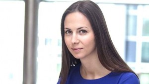 Евродепутатът Ева Паунова проведе работна среща с ръководствотона ГЕРБКазанлък