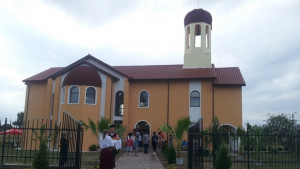 Откритха новопостроената църква в село Мечкарево присъстваха премиера и двама