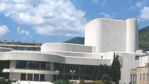 Елитни тетатрални представления на тазгодишния есенен салон