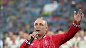 Мика Стоичкова защити баща си