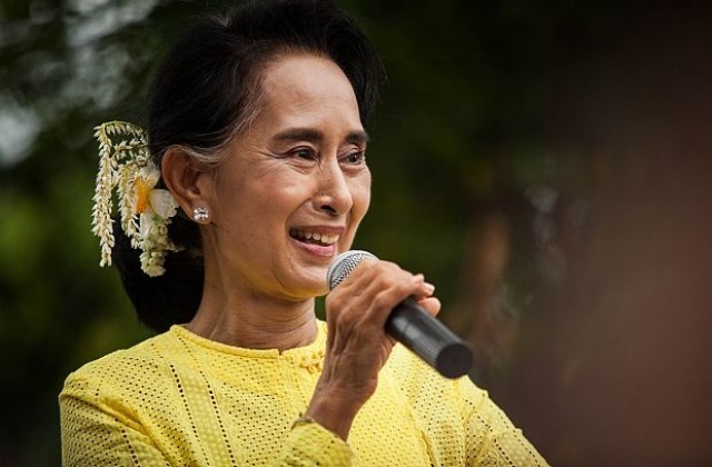 Аун Сан Су Чжи обеща да превърне Мианма във федерална държава