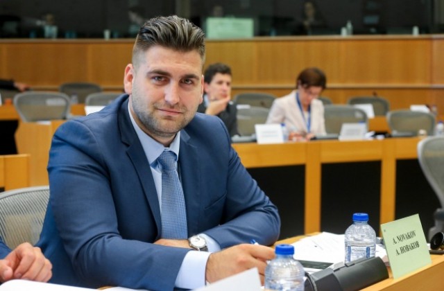 Андрей Новаков предложи увеличение от 1.5 млн. евро за бюджета на програма „Еразъм за млади предприемачи“