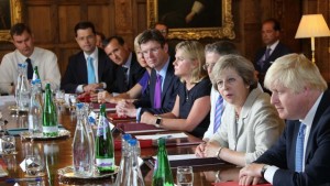 Британското правителство иска уникално споразумение с ЕС след Брекзита