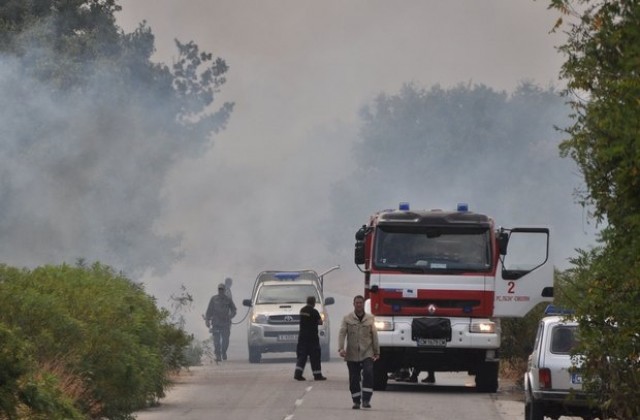 Локализираха  пожара между селата Българска поляна, Черепово и Главан