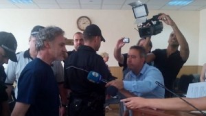 Клошарят подпалвач остава в ареста
