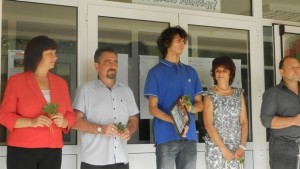 Областният управител уважи откриването на новата учебна година в Спортното