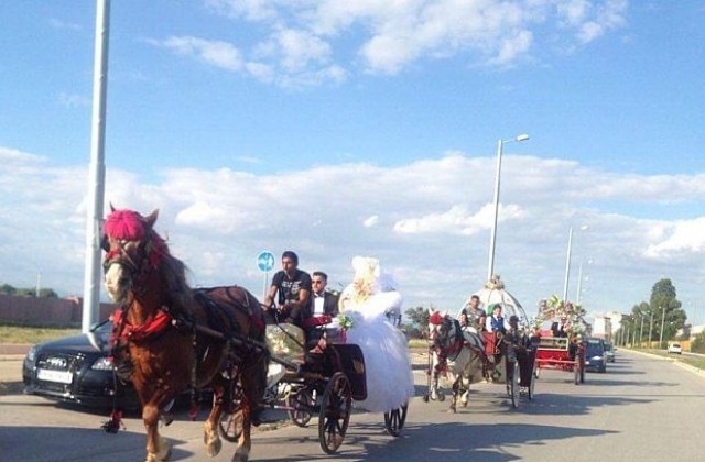 Ромски сватбари от Столипиново отнесоха глоба за силна музика