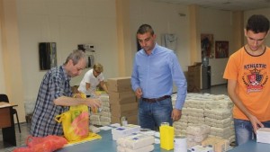 БЧК започна раздаването на помощи в Западен