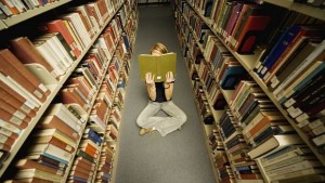 Романтиката на книгите на хартия е още жива