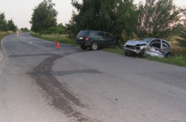 Вадят жени от катастрофирала кола край Равадиново