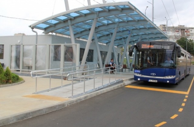 Градските автобуси ще се движат с празнично разписание, касите без почивен ден