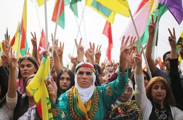 30 000 кюрди се събраха на демонстрация в Кьолн