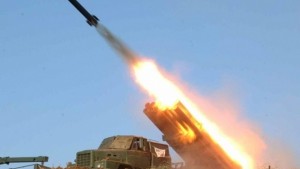 Сеул Северна Корея изстреля три балистични ракети към Японско море
