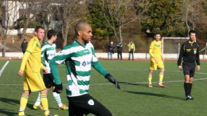 Курьор е във Франция няма да играе в Черно море