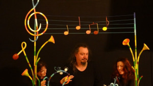 Кукленият театър играе на фестивал в Литва