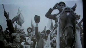 На 7 септември Румъния връща Южна Добруджа на Царство България