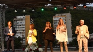 Вечните песни на България събраха ловчалии в Деня на Съединението