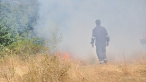 Арестуваха трима за пожара край Доситеево