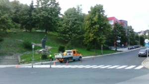 Подновяват пешеходните пътеки около училища в Смолян