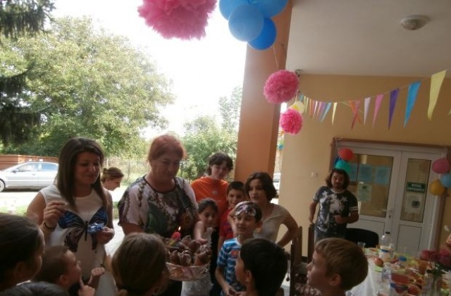 Детско парти за втория рожден ден огласи Центъра за обществена подкрепа в Ценово