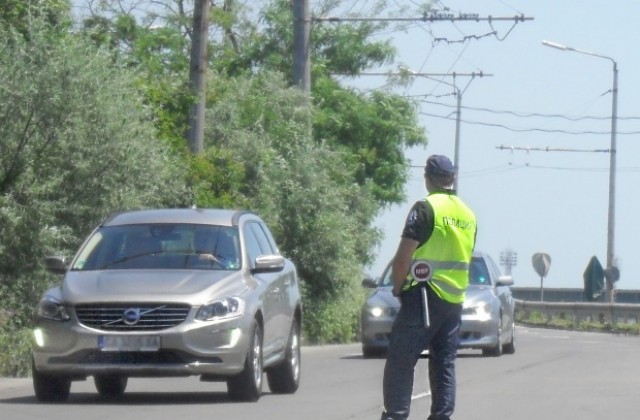 Два тира се удариха на магистрала „Хемус”