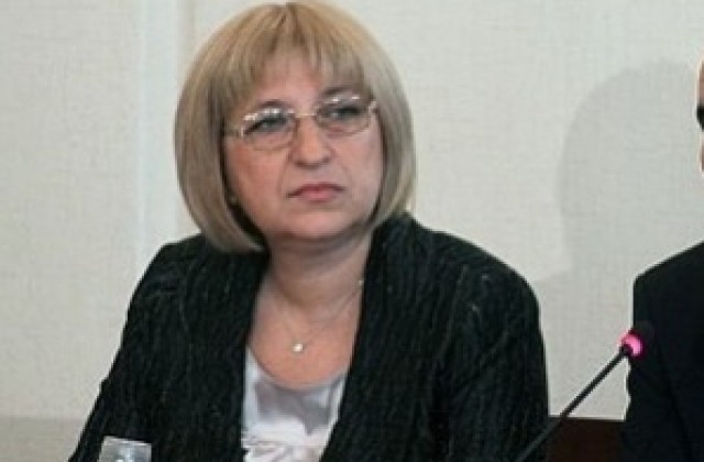 Цецка Цачева ще бъде специален гост на откриването на учебната година в МУ-Плевен