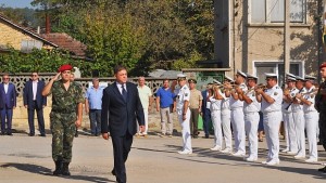 Министър Ненчев Героите не бива да бъдат забравяни парите за